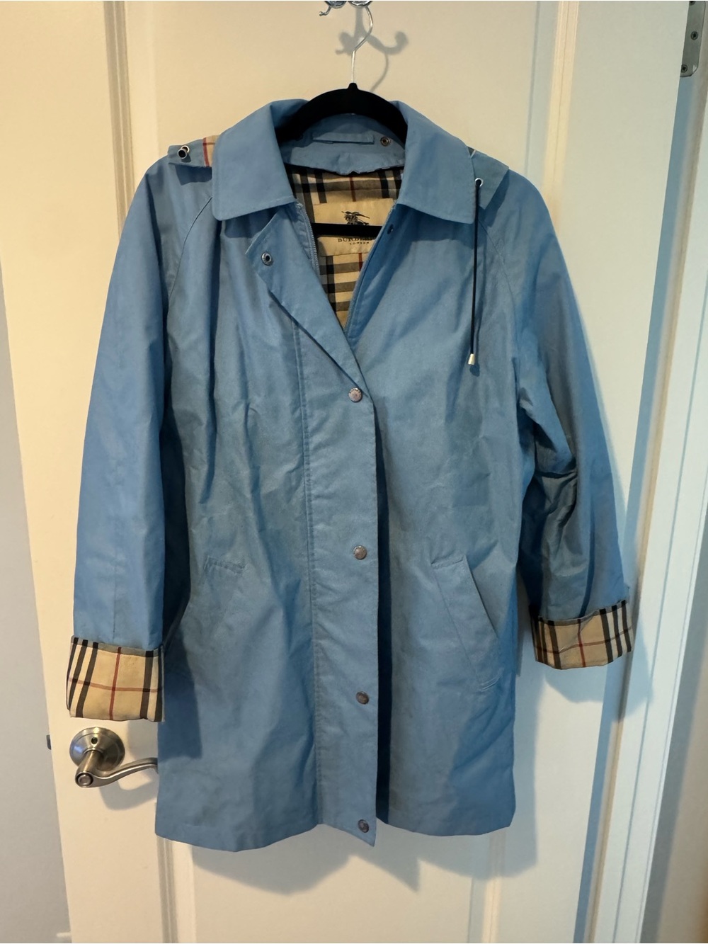 Burberry Classic Light Blue Rain Coat with Plaid Lining